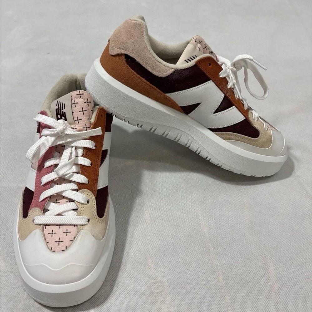 New Balance Women's White and Brown Sneakers